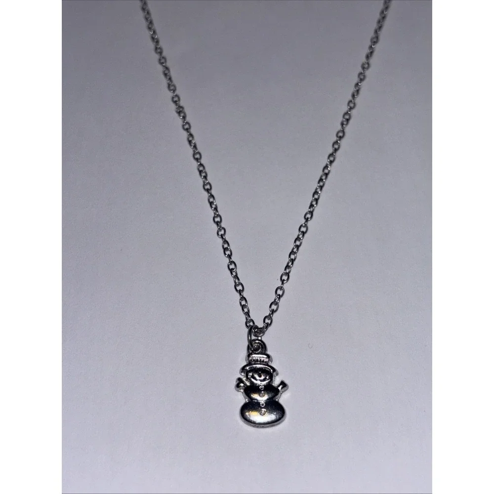 N/A snowman pendent